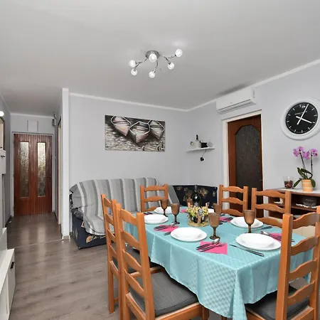 Apartment Darko